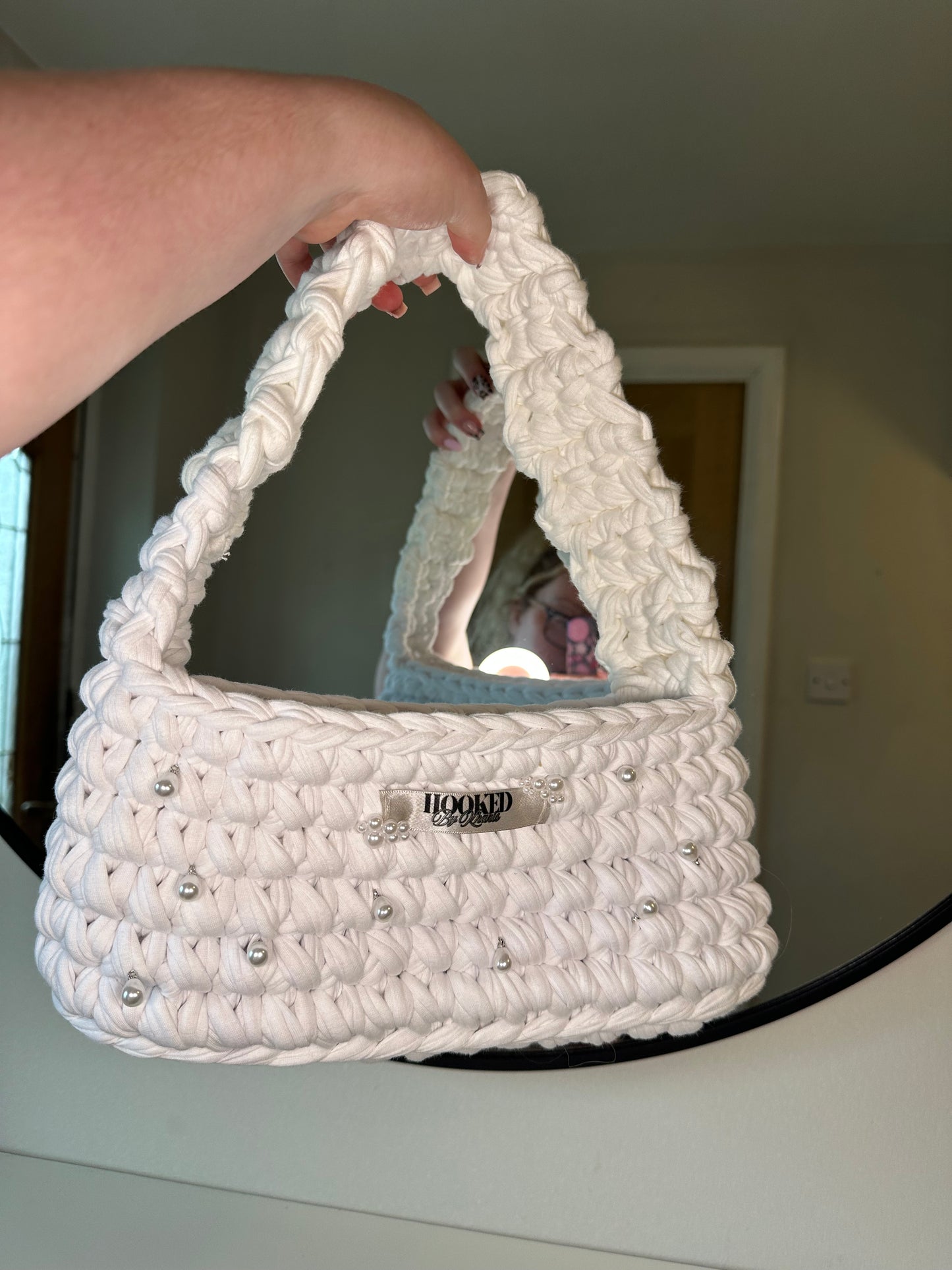 MONACO - white with pearls