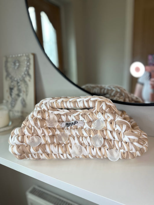 PRAGUE - beige with shell details - large