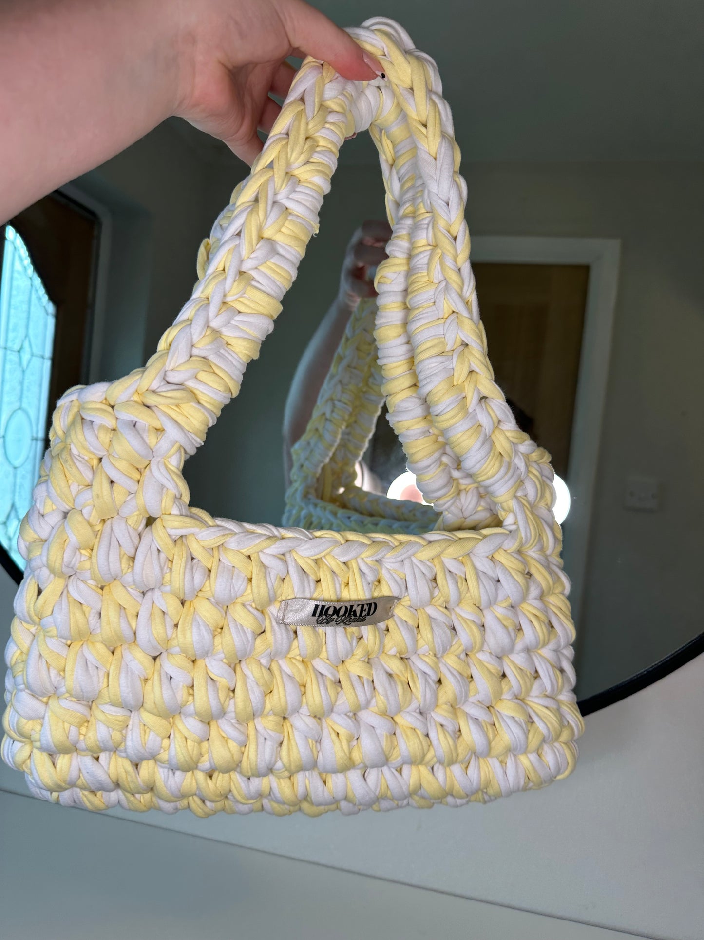 ATHENS - butter yellow - large