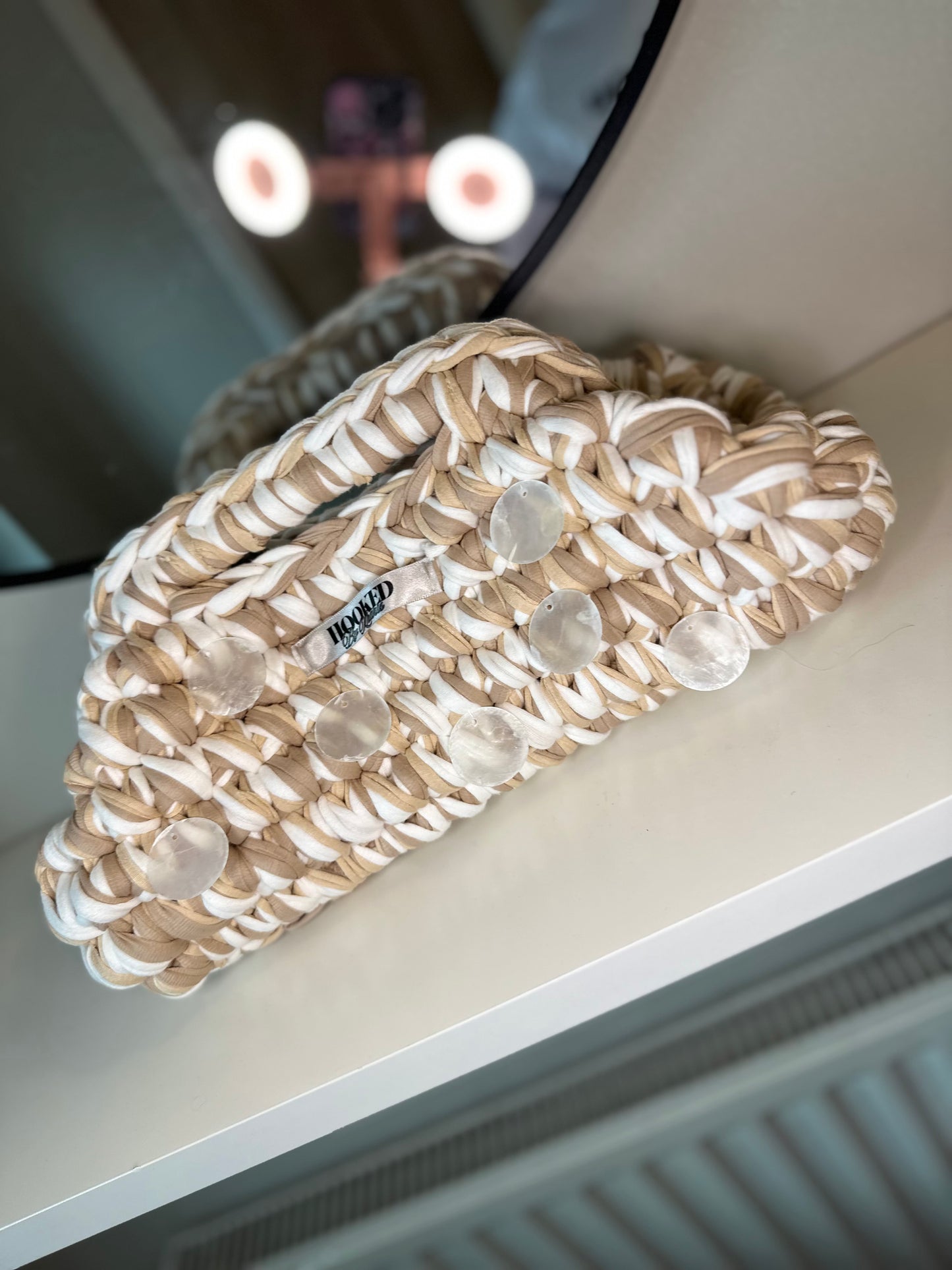 PRAGUE - beige with shell details - large