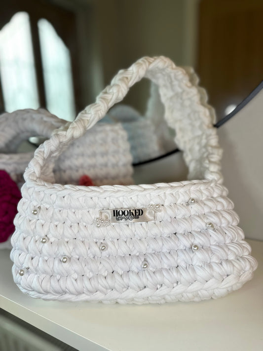 MONACO - white with pearls