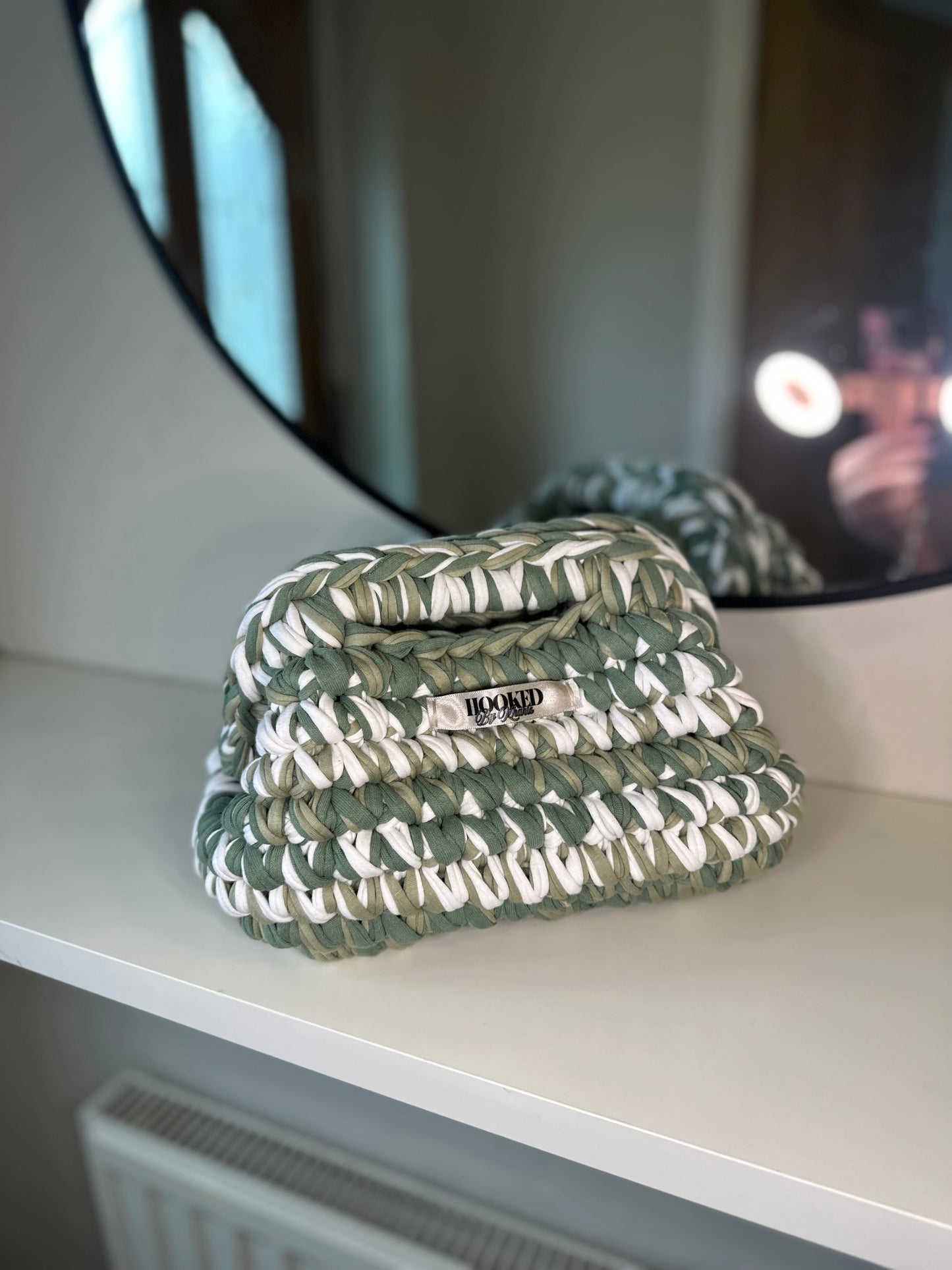 PRAGUE - green + white - medium