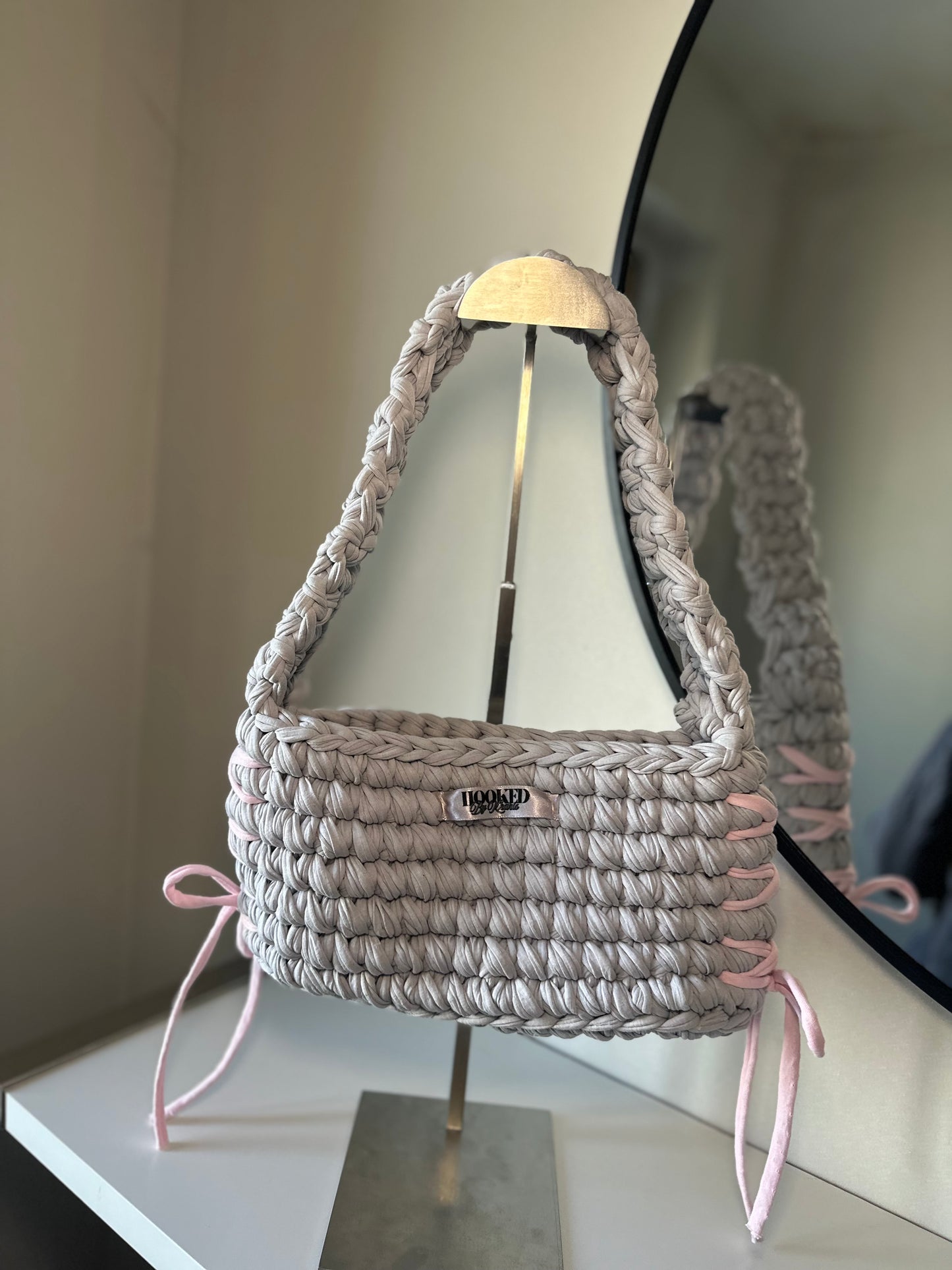 MONACO - grey + pink bows 🐭🐘🎀🌸