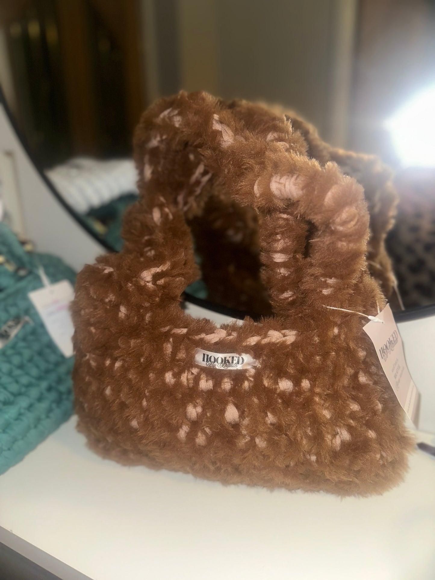 ATHENS - brown fluffy