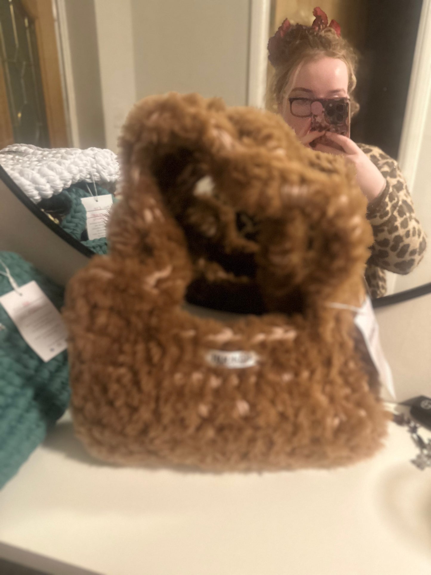 ATHENS - brown fluffy