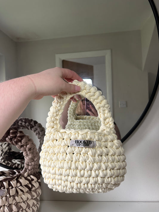 BUDAPEST Mini - butter yellow